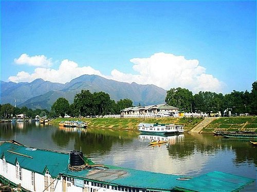 nagin-lake